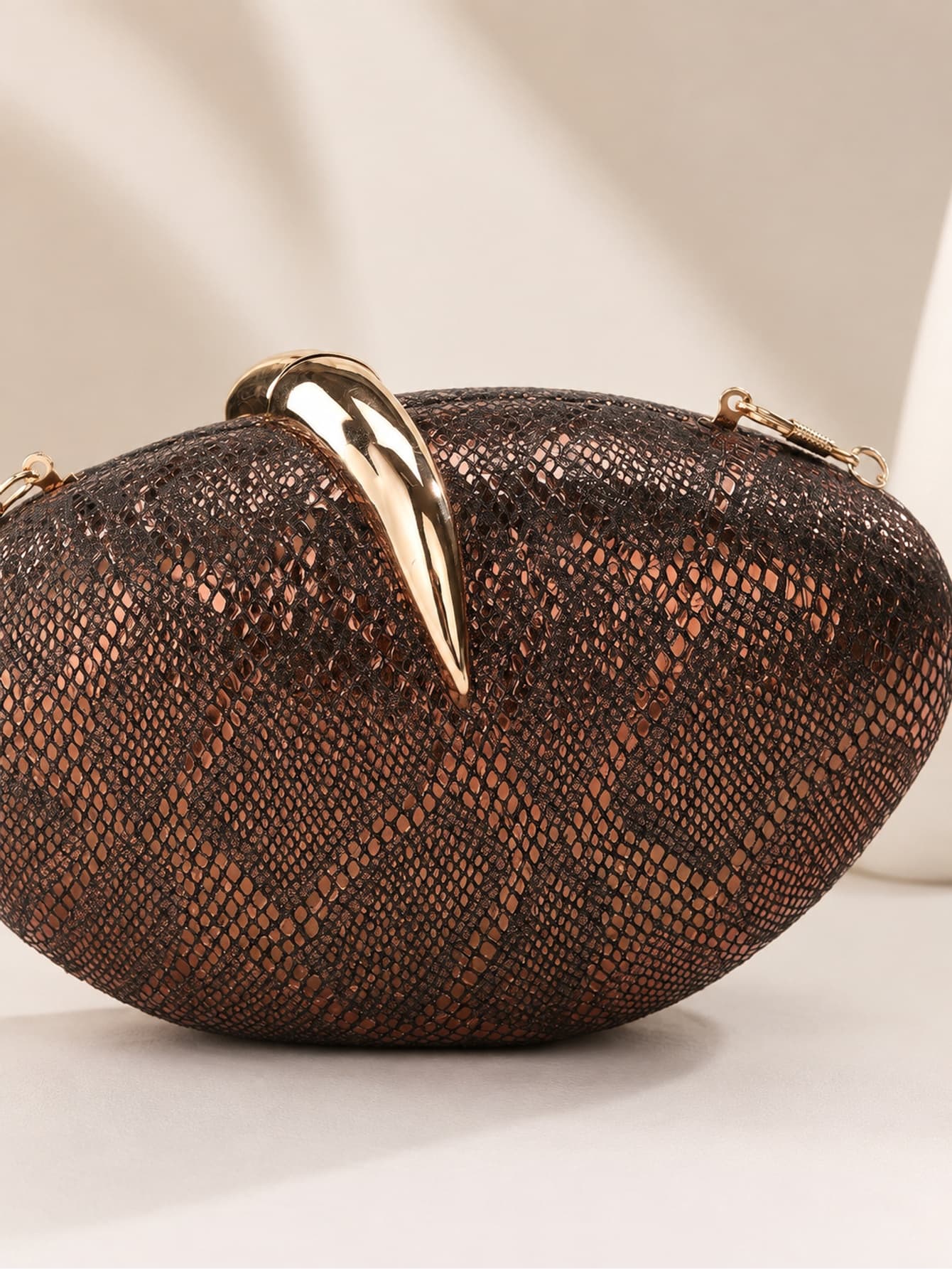 1380-5-Brown, photo 5