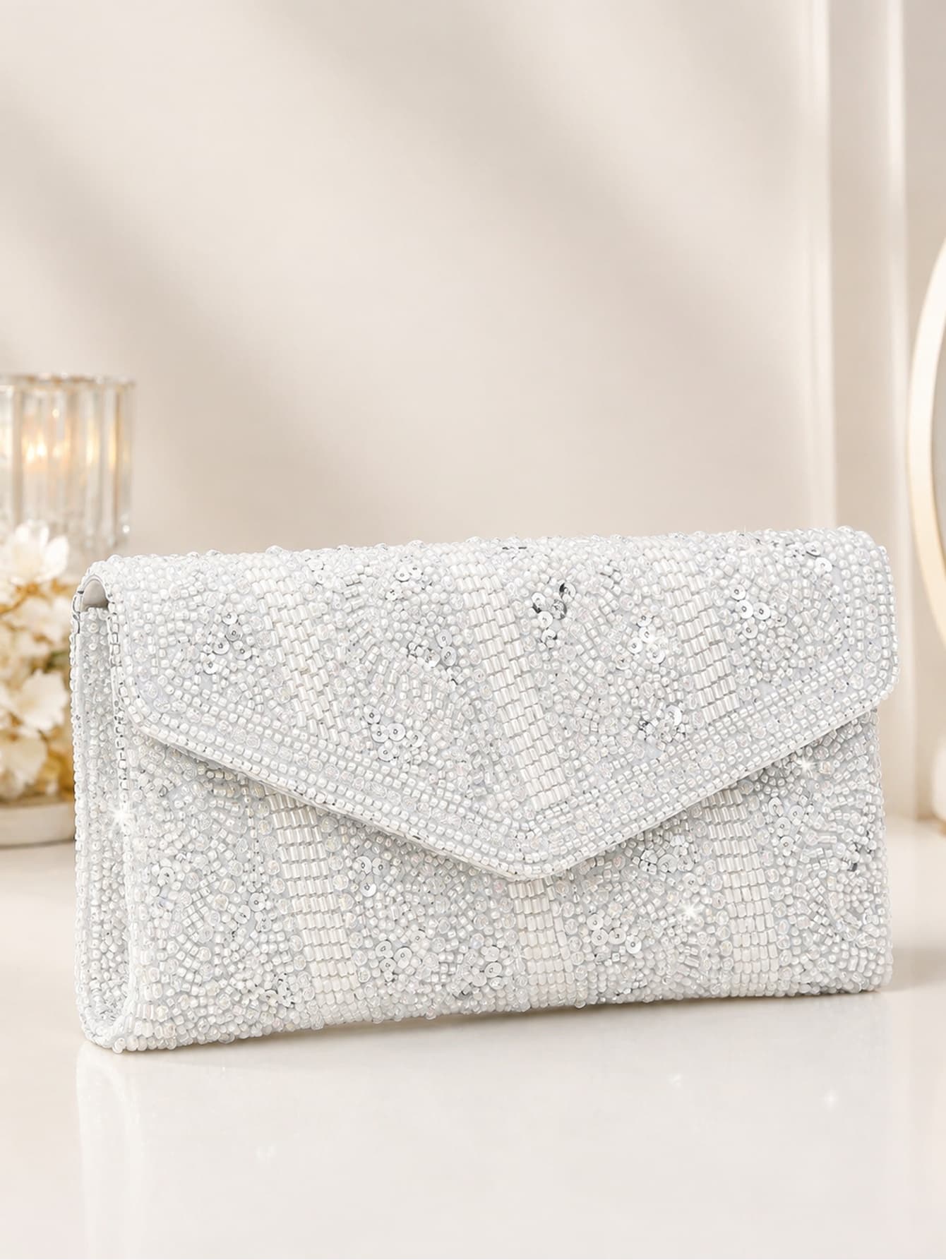 655-white, photo 2